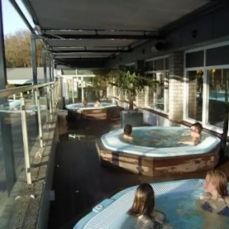 Mooi Chalet Op Bospark Tussen En Garderen. בקתה